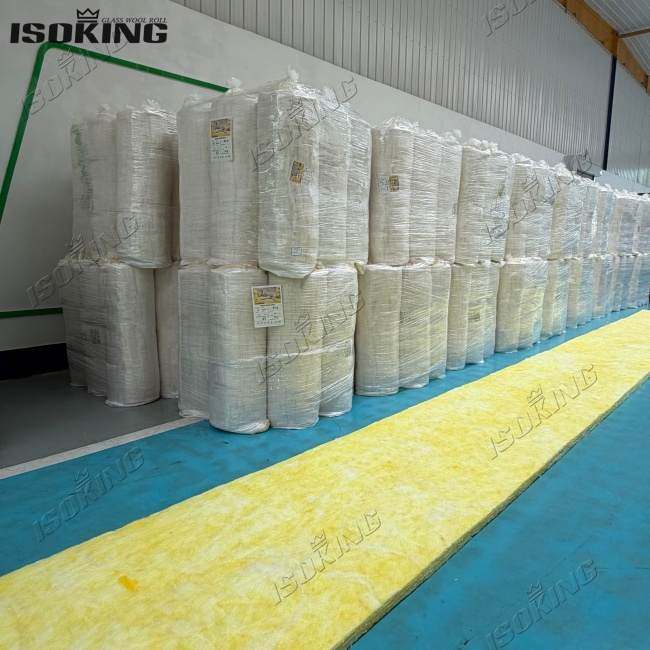 IKING yellow fiberglass insulation for roof roll in heavy-duty vacuum plastic wrapping
