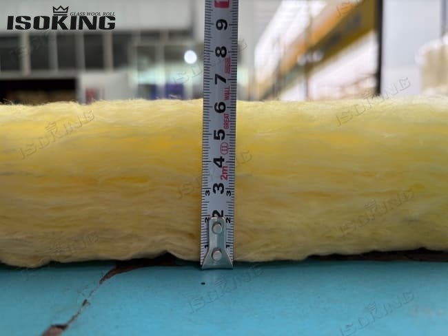 60mm thick roof fiberglass insulation roll showing uniform yellow glass fiber
